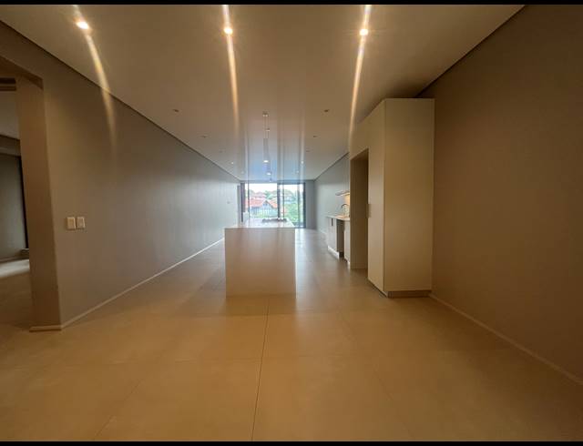 4 BEDROOM APARTMENT FOR SALE IN ZIMBALI ESTATE